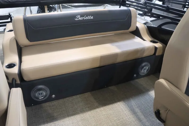 Slide: The Image of Barletta Cabrio 22UC 2026 - 11