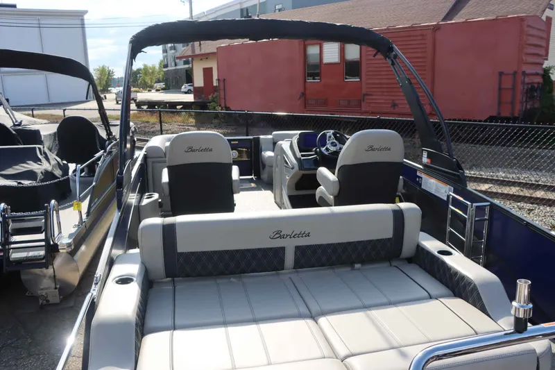 Slide: The Image of Barletta Lusso 23UC 2026 - 10