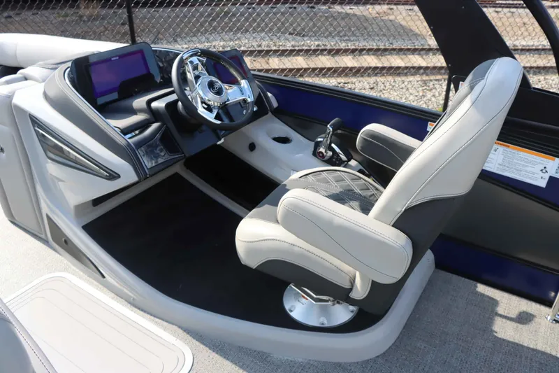 Slide: The Image of Barletta Lusso 23UC 2026 - 17