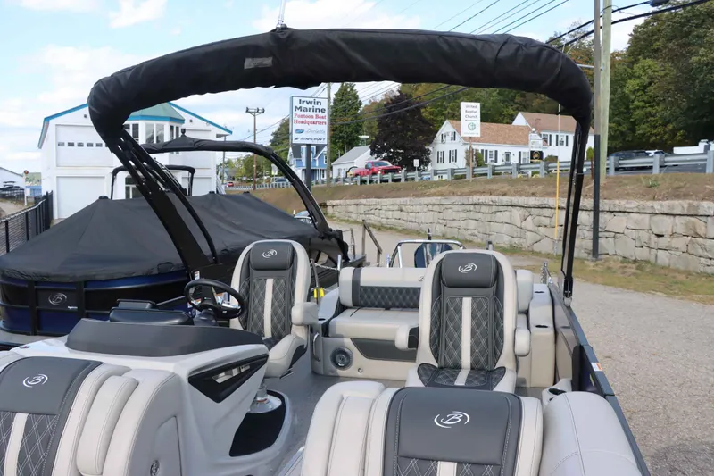 Slide: The Image of Barletta Lusso 23UC 2026 - 23