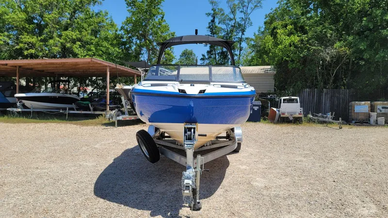 Slide: The Image of Yamaha AR210 2019 - 3