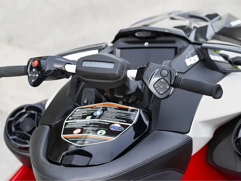 Slide: The Image of Sea-Doo RXP-X 325 Tech Package 2024 - 5