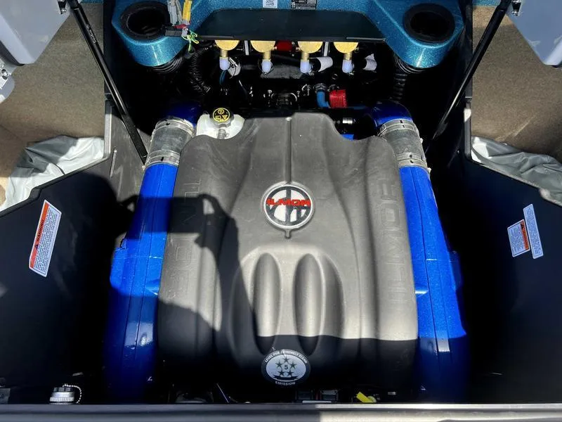 Slide: The Image of MasterCraft X24 2023 - 63