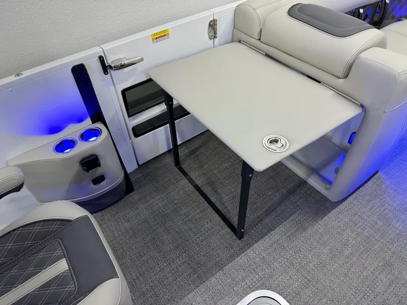 Slide: The Image of Barletta Reserve Leggera R26UCA 2025 - 54