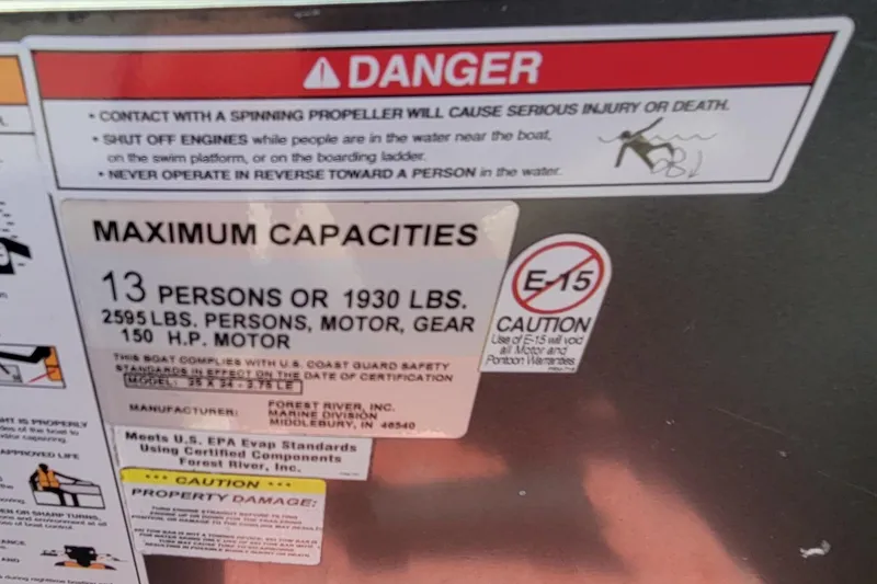 Slide: The Image of 2021 Berkshire 24' Tritoon - Salt Water Edition - 19