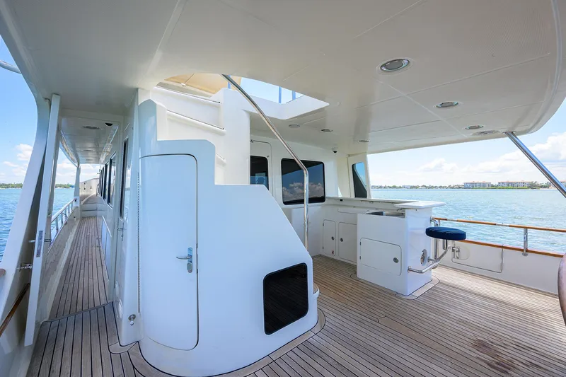 Slide: The Image of Marlow 97 Explorer 2011 - 69