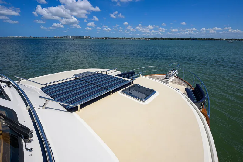 Slide: The Image of Marlow 97 Explorer 2011 - 75