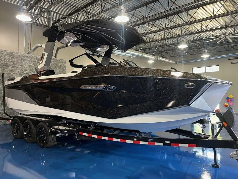 Slide: The Image of Nautique Super Air Nautique G25 Paragon 2025 - 2