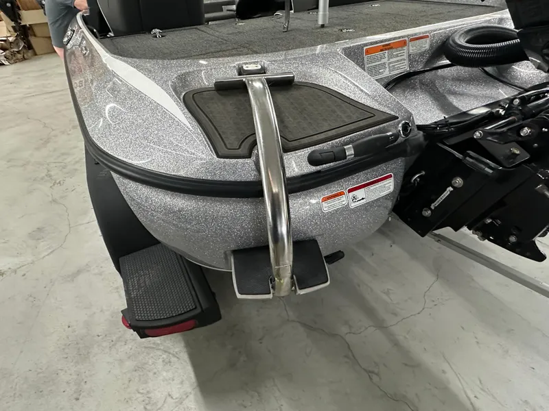 Slide: The Image of Nitro Z19 Pro 2024 - 10