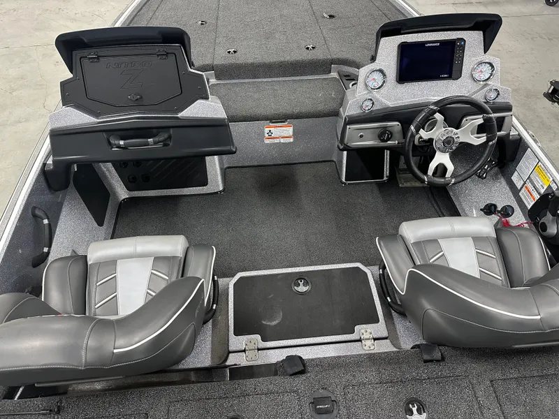 Slide: The Image of Nitro Z19 Pro 2024 - 9