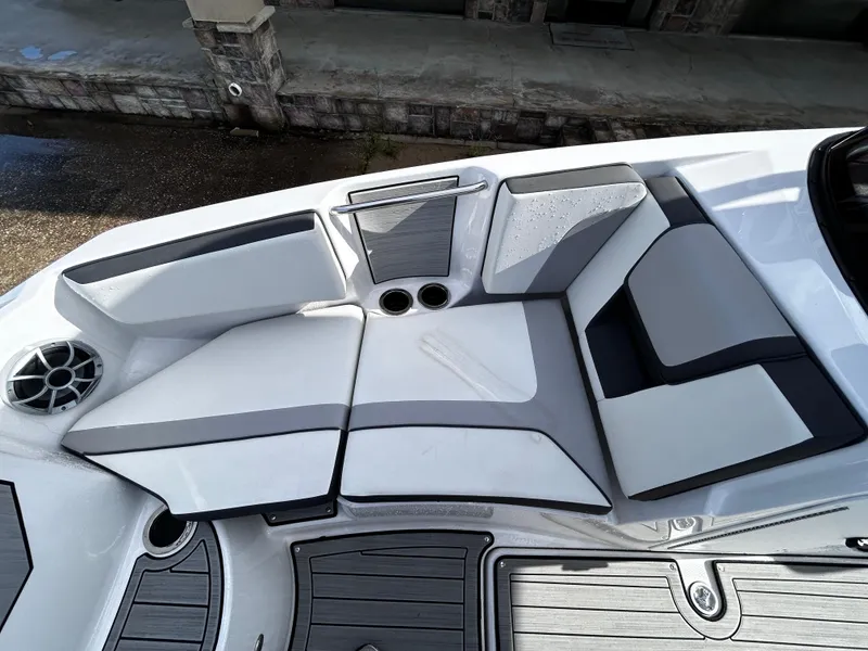 Slide: The Image of Yamaha 222SD 2023 - 17