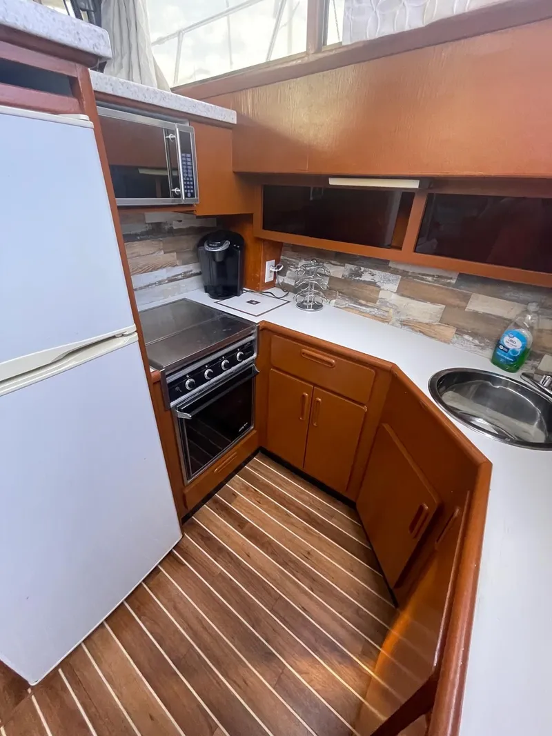 Slide: The Image of Jefferson Sundeck 1992 - 20