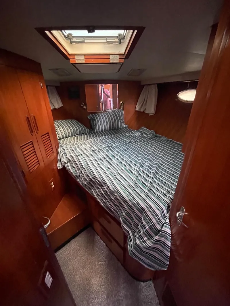 Slide: The Image of Jefferson Sundeck 1992 - 28