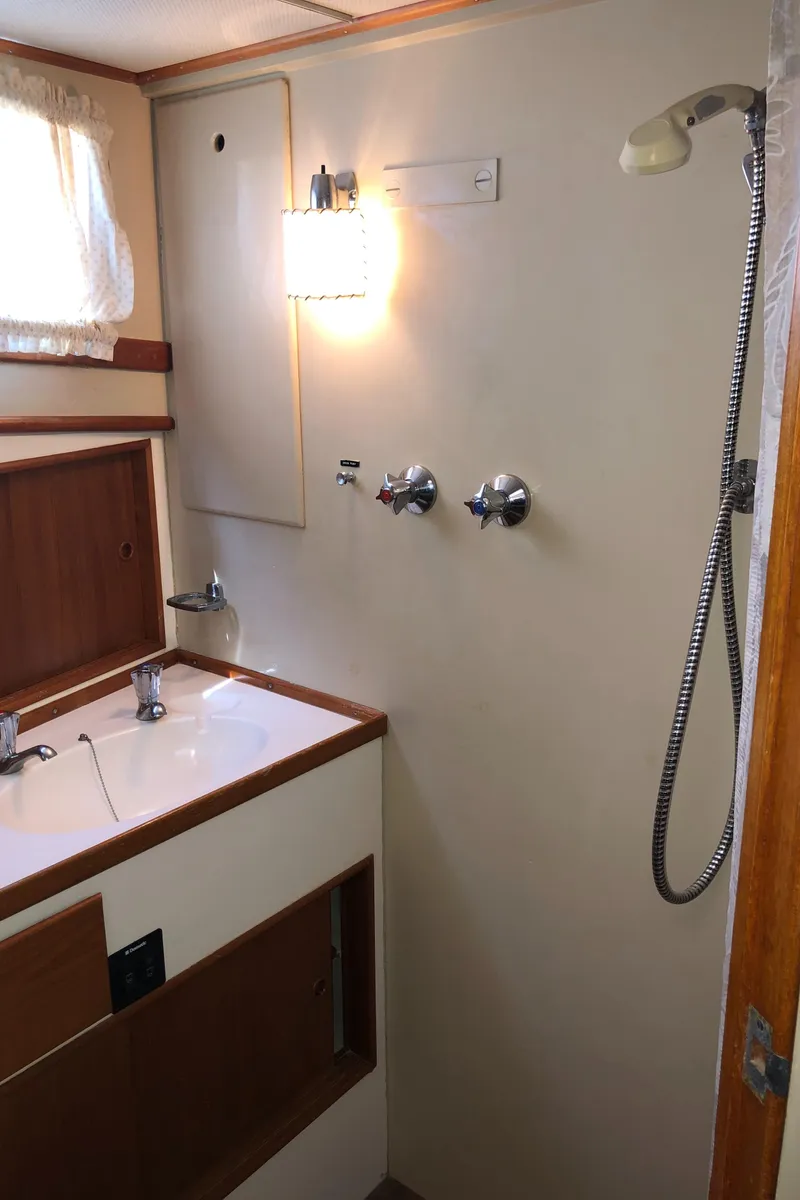 Slide: The Image of Grand Banks 42 Classic 1976 - 50