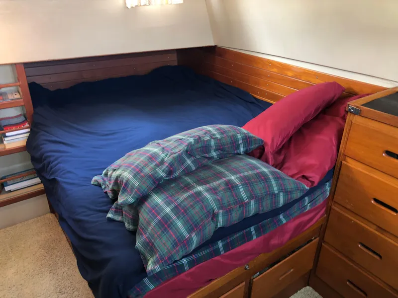 Slide: The Image of Grand Banks 42 Classic 1976 - 54