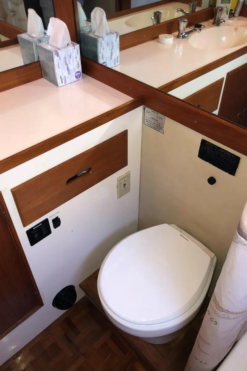 Slide: The Image of Grand Banks 42 Classic 1976 - 56