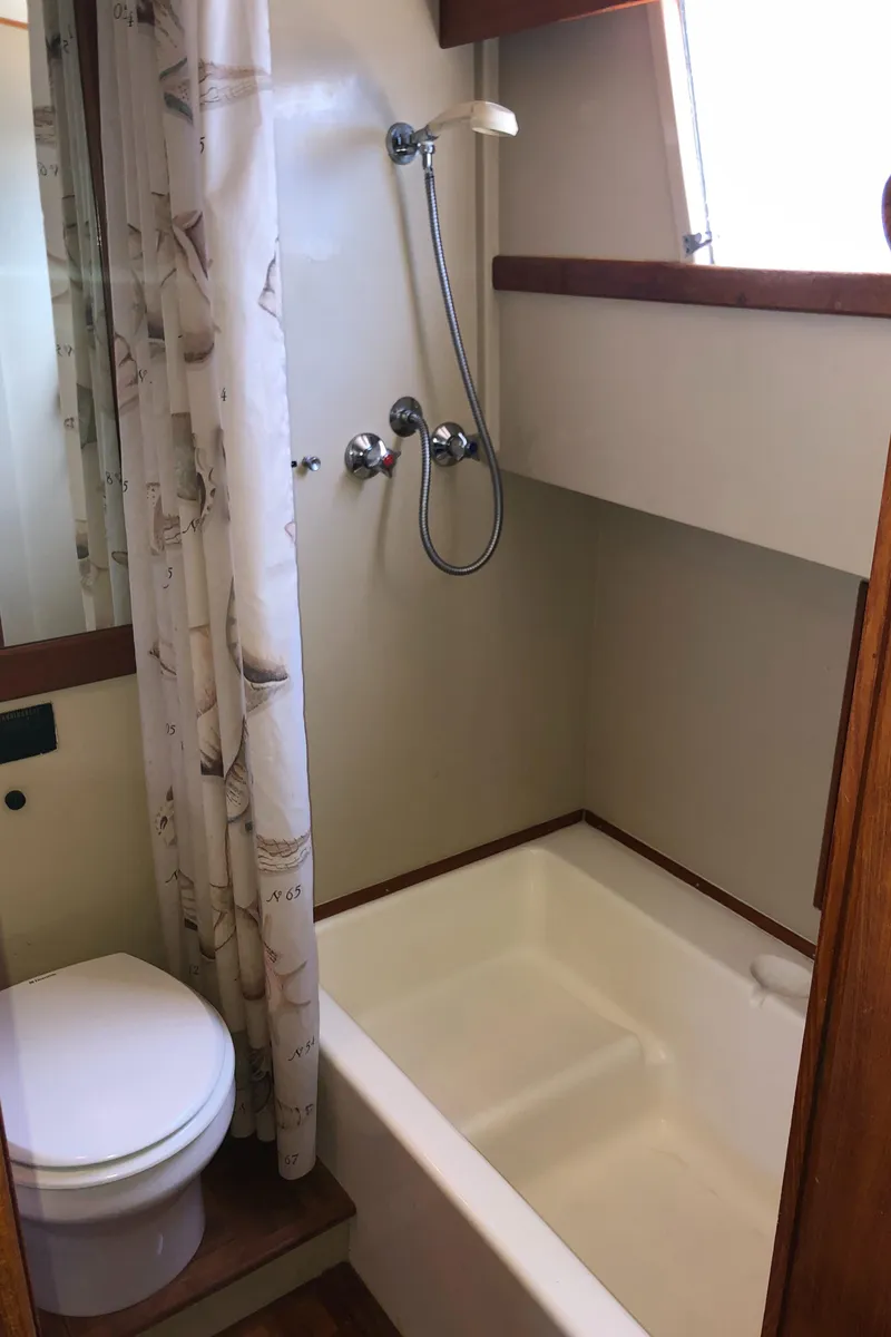 Slide: The Image of Grand Banks 42 Classic 1976 - 57