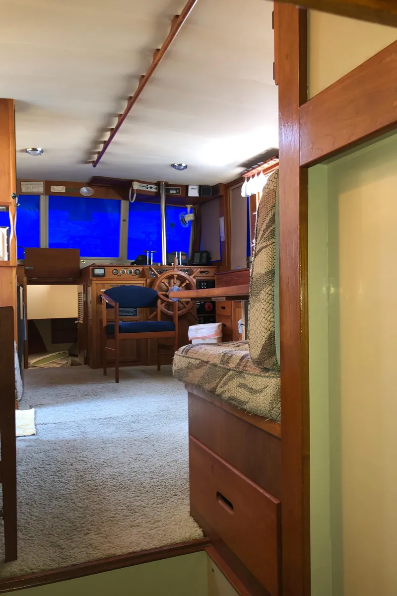 Slide: The Image of Grand Banks 42 Classic 1976 - 61