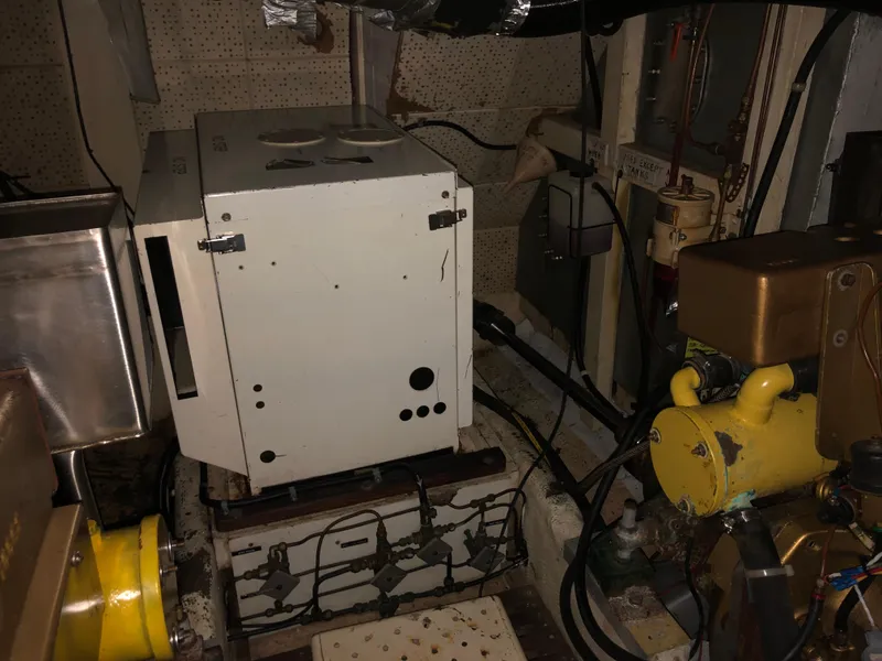 Slide: The Image of Grand Banks 42 Classic 1976 - 66