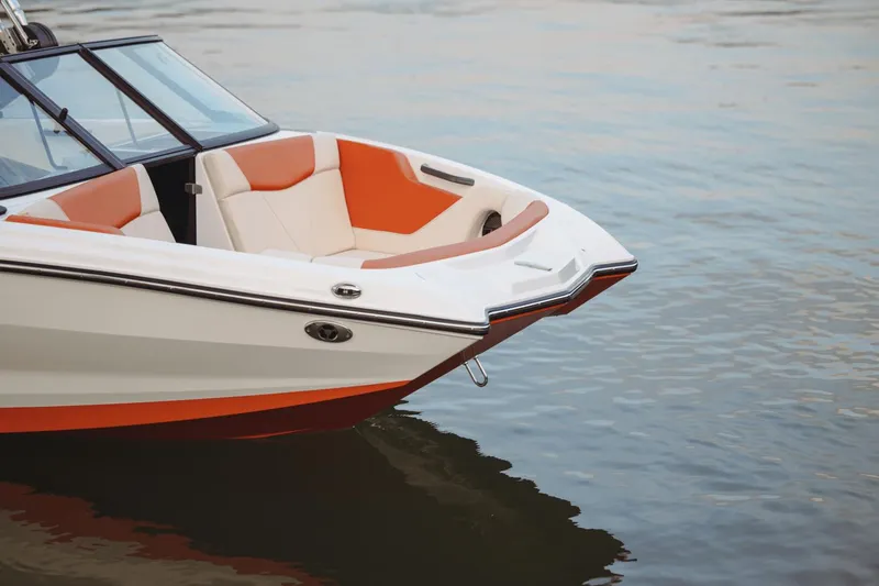 Slide: The Image of MasterCraft NXT20 2025 - 11
