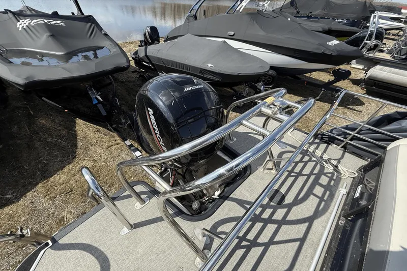 Slide: The Image of Starcraft EXS3QTT 2021 - 22