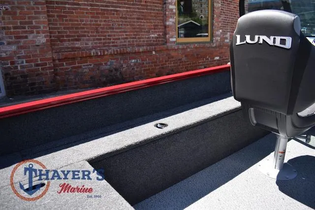 Slide: The Image of Lund 1650 Angler Sport 2025 - 26