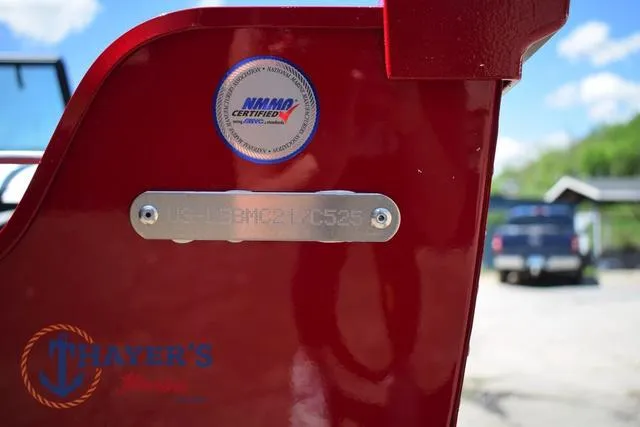 Slide: The Image of Lund 1650 Angler Sport 2025 - 33