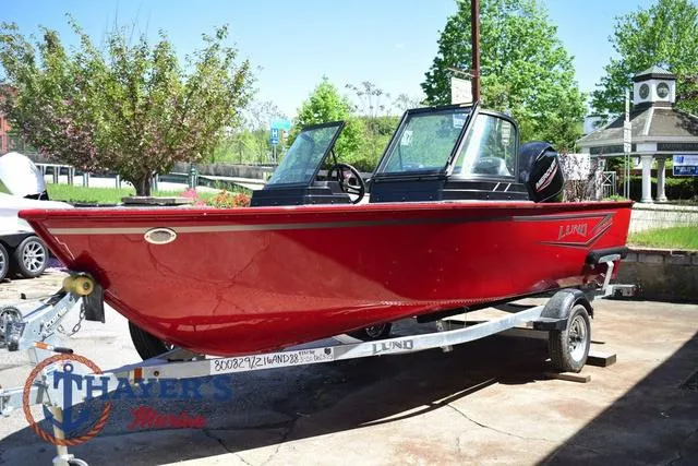 Slide: The Image of Lund 1650 Angler Sport 2025 - 6