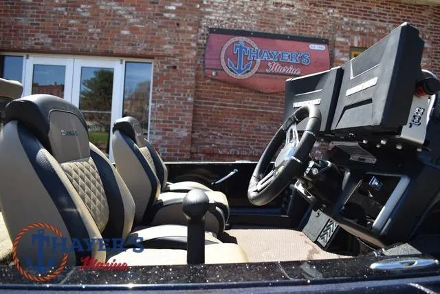 Slide: The Image of Caymas CX 21 PRO 2023 - 16