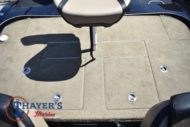 Slide: The Image of Caymas CX 21 PRO 2023 - 43