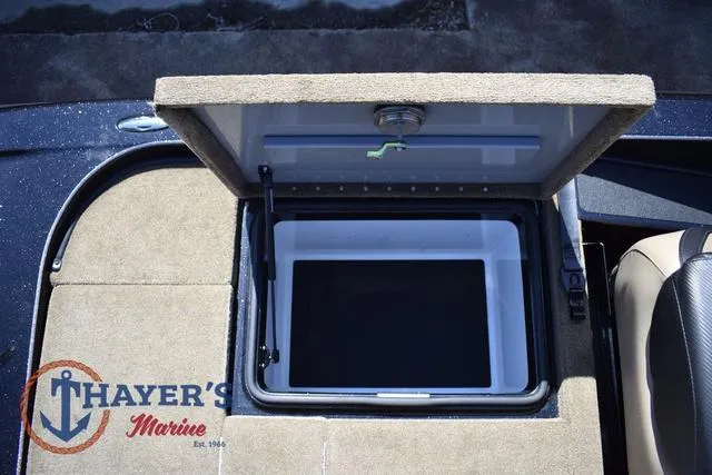 Slide: The Image of Caymas CX 21 PRO 2023 - 48