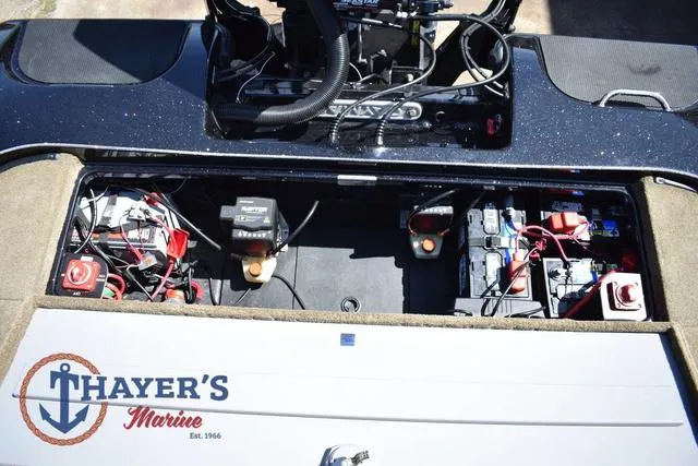 Slide: The Image of Caymas CX 21 PRO 2023 - 49