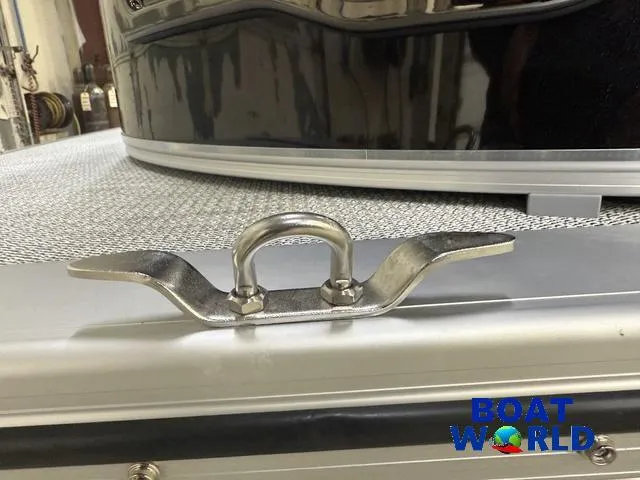 Slide: The Image of Stainless steel cleat on 2025 Tahoe Sport 2185 Rear Fish boat deck. - 33