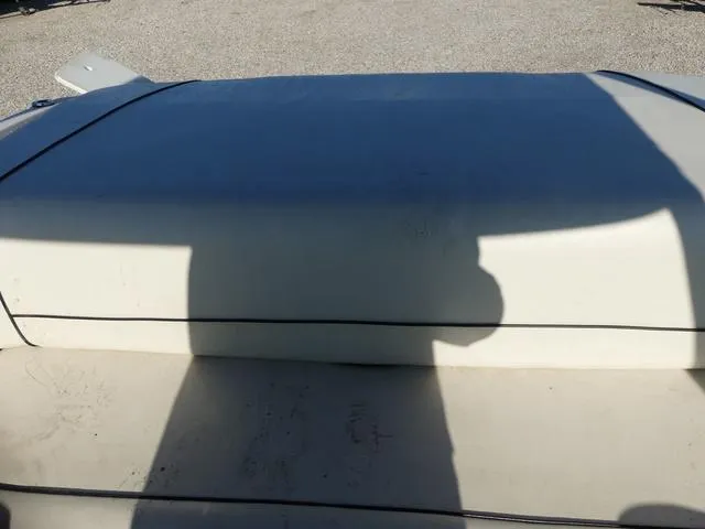 Slide: The Image of Monterey 190LS 2001 - 10