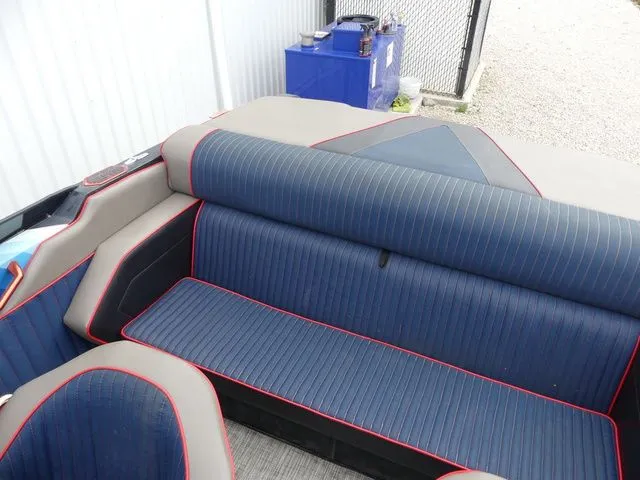 Slide: The Image of Eliminator ELIMINATOR234 1990 - 16