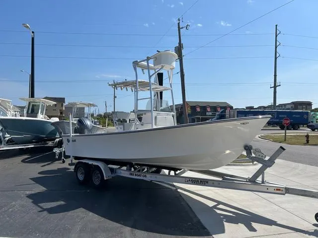 Slide: The Image of May-Craft 2300 CAPE CLASSIC 2025 - 5