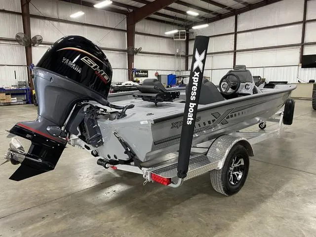 Slide: The Image of Xpress H18C CRAPPIE W/ Yamaha 115 2025 - 10