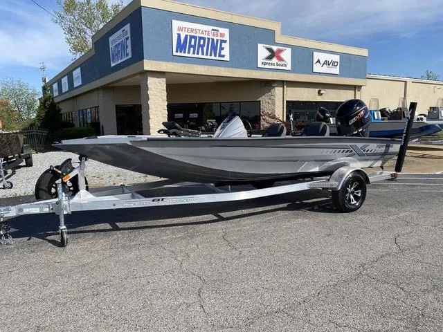 Slide: The Image of Xpress H18C CRAPPIE W/ Yamaha 115 2025 - 2