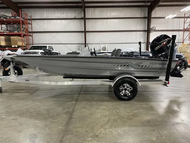 Slide: The Image of Xpress H18C CRAPPIE W/ Yamaha 115 2025 - 6