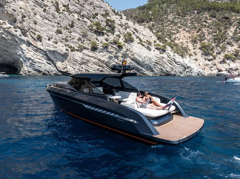 Slide: The Image of Bekkers Azur 45HT 2023 - 55