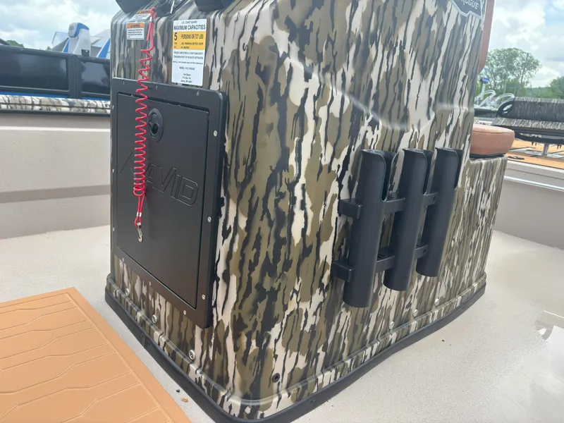 Slide: The Image of Avid 18CC ROGUE 2025 - 13