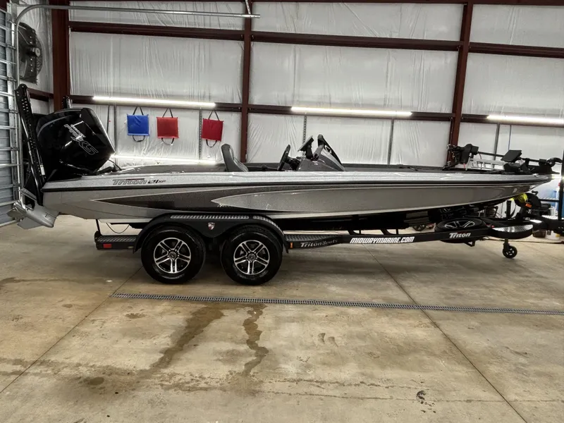 Slide: The Image of Triton 21 XP Patriot 2024 - 1