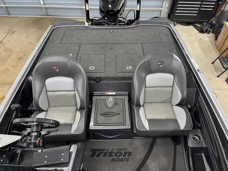 Slide: The Image of Triton 21 XP Patriot 2024 - 21