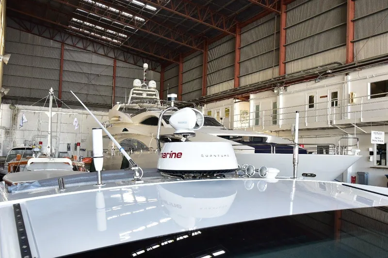 Slide: The Image of Sealine C430 #42 2022 - 76