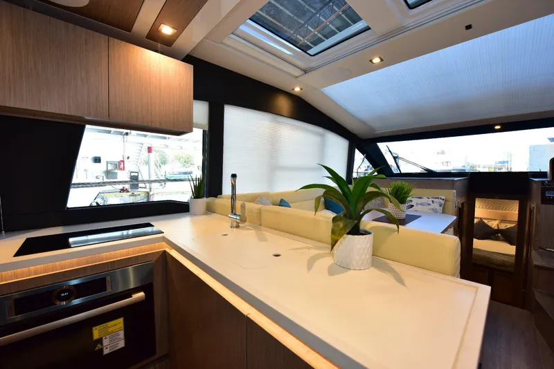 Slide: The Image of Sealine C430 #42 2022 - 89