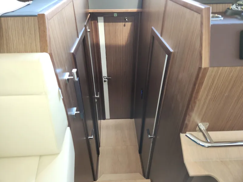 Slide: The Image of Sealine C430 #43 2022 - 57