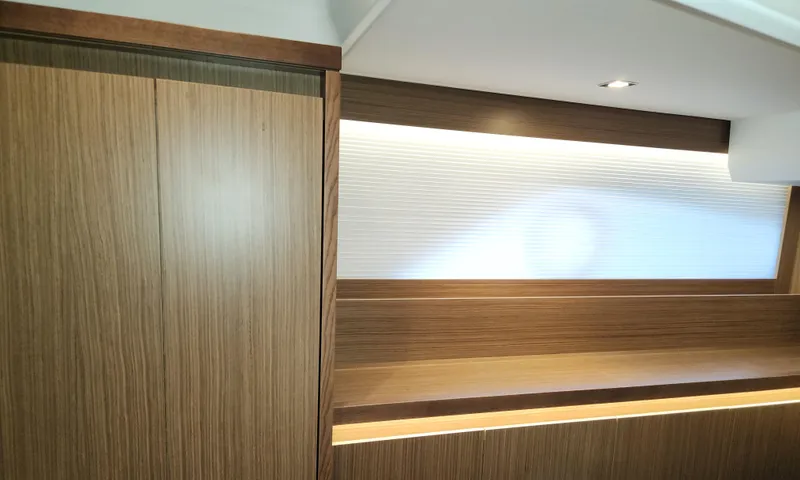 Slide: The Image of Sealine C430 #43 2022 - 58