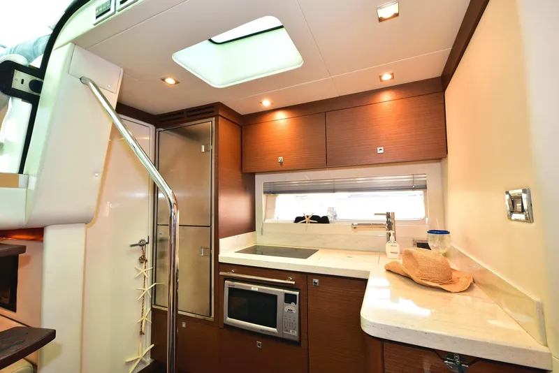 Slide: The Image of Sea Ray 410 Sundancer 2013 - 64