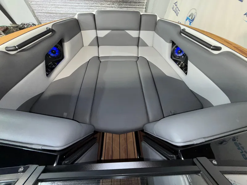 Slide: The Image of Moomba Mojo 2025 - 23