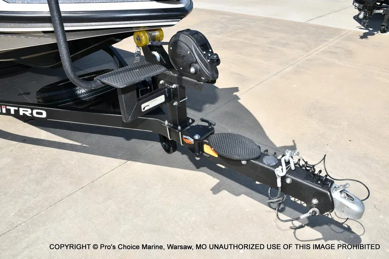 Slide: The Image of Trailer hitch of a 2020 Nitro Z21 Pro boat on concrete surface. - 32